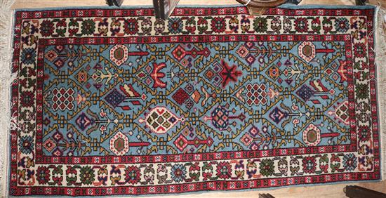 Persian blue & red rug(-)